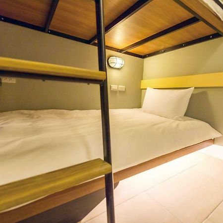 Divecube Hotel Taichung Esterno foto