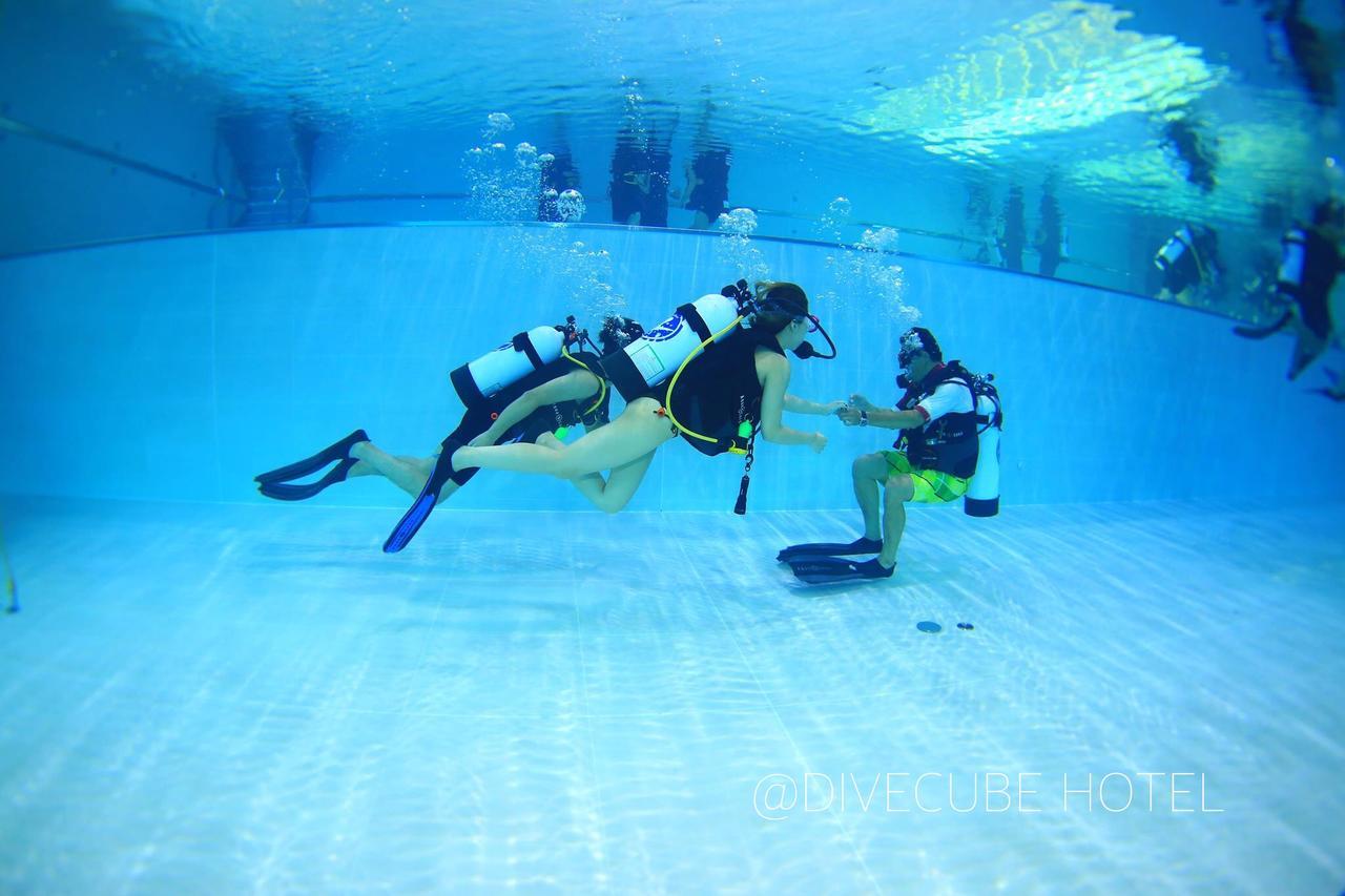 Divecube Hotel Taichung Esterno foto