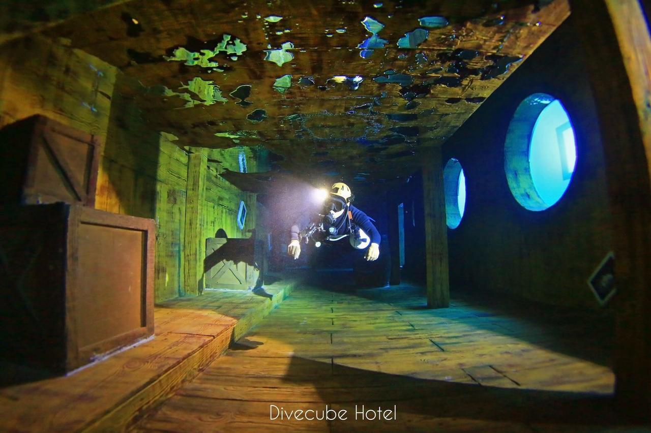 Divecube Hotel Taichung Esterno foto